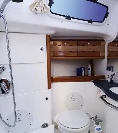 Boat In Arona Botel *