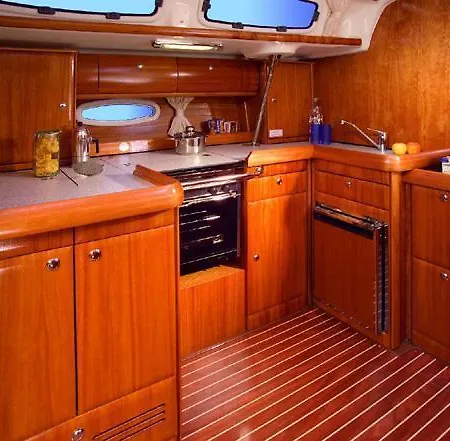 Hotel na wodzie Boat In Arona *